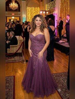 Ivonne D Size 14 Strapless Purple Lace & Tulle Mermaid Gown